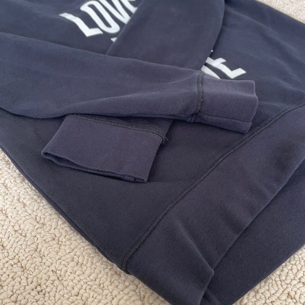 Aritzia Talula Love To Love You Baby Sweatshirt - Picture 5 of 7